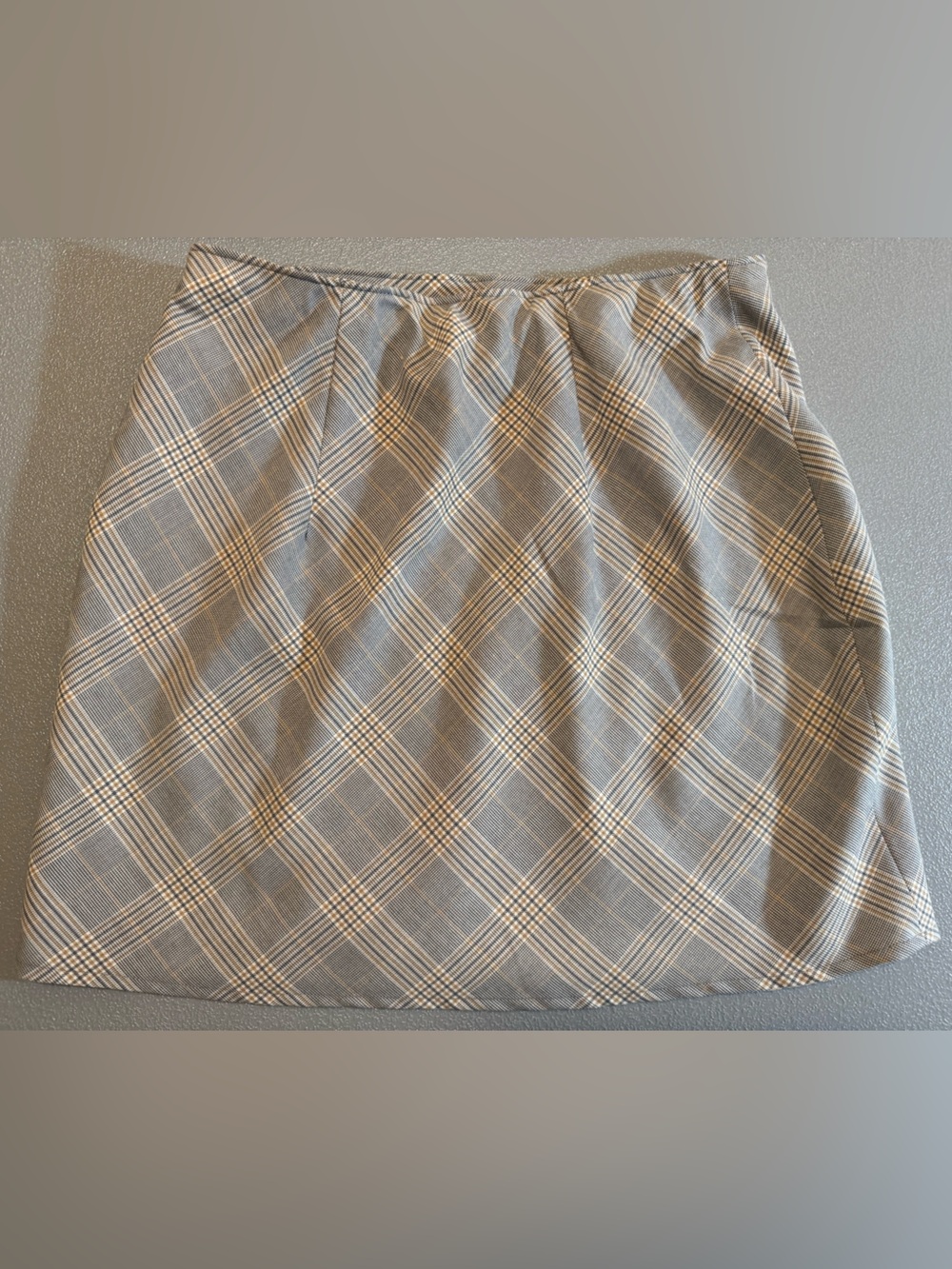Abercrombie & Fitch Gray Tan Plaid Mini Skirt Size Small - Picture 6 of 11